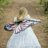 Den Goda Fen - Butterfly Wings - Rainbow